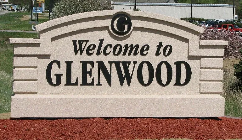 Welcome to Glenwood, Iowa sign